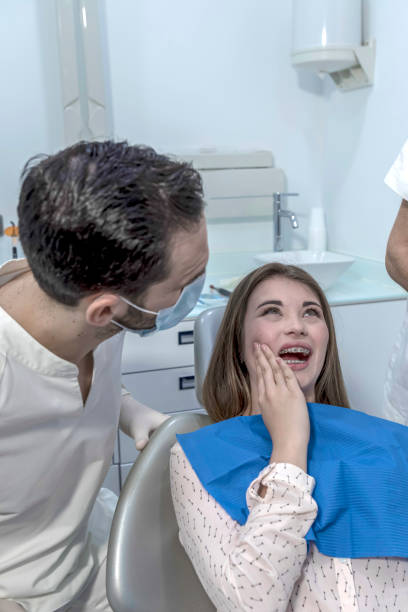 Best Chipped Tooth Repair Near Me  in Zellwood, FL